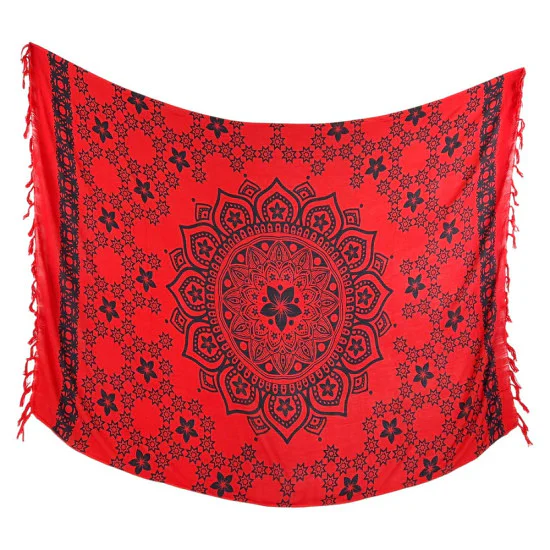 Rød mandala‑sarong med frynser – alsidig strandtørklæde
