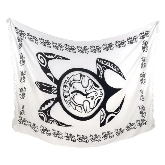 Sarong med skildpadde i hvid og sort farve til strand og pool