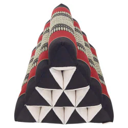 Smuk sort og rød pyramidepude